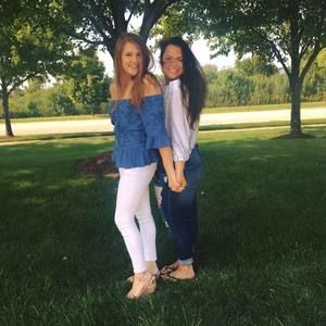 Meet your Posher, Alexis