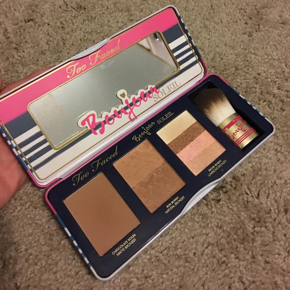 ❌❌sold❌❌Too faced bronzer palette