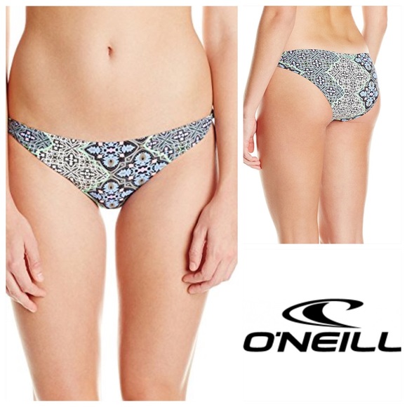 🆕O'Neill Geometric-Print Twist-Side Bikini Bottom - Picture 4 of 8