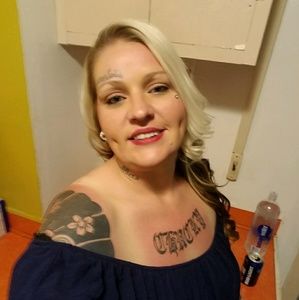 Meet your Posher, Kara