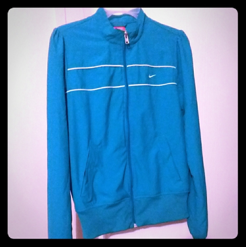 Women's Nike zip up jacket