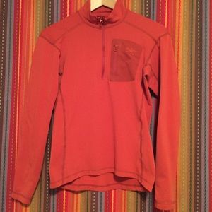Arc'teryx 1/4 zip up top