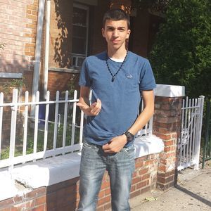 Meet your Posher, Omar