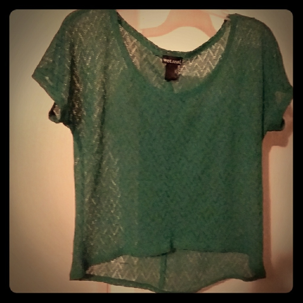 Women's crop lace top
