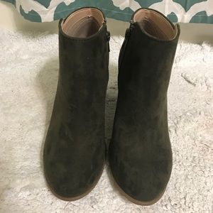 Old Navy Olive Green Ankle Boots