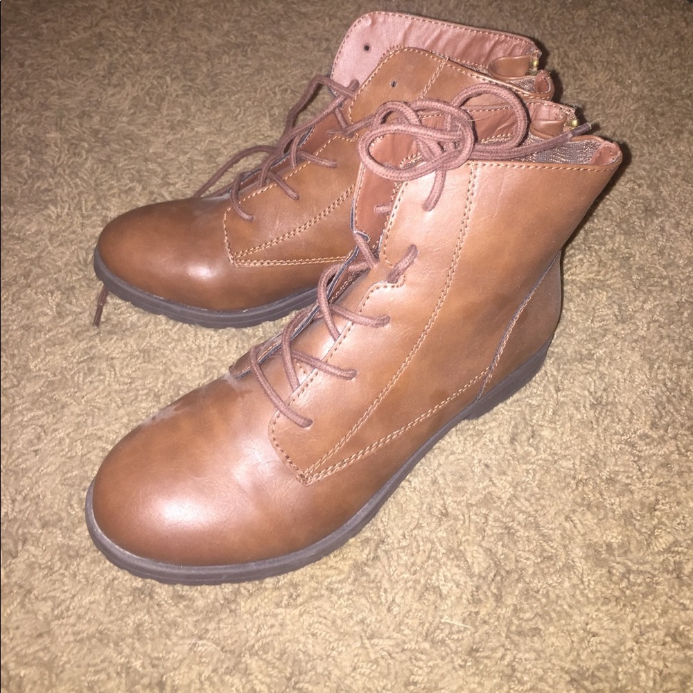Booties/ shoes
