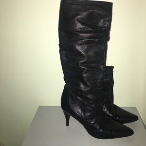 Via Spiga Mid length black leather boots