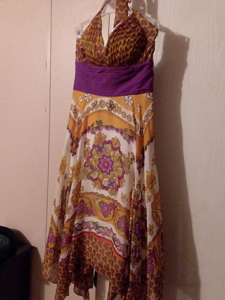 Size s-m dress, never worn, no tears or stains