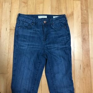 Bullhead high rise skinny jeans
