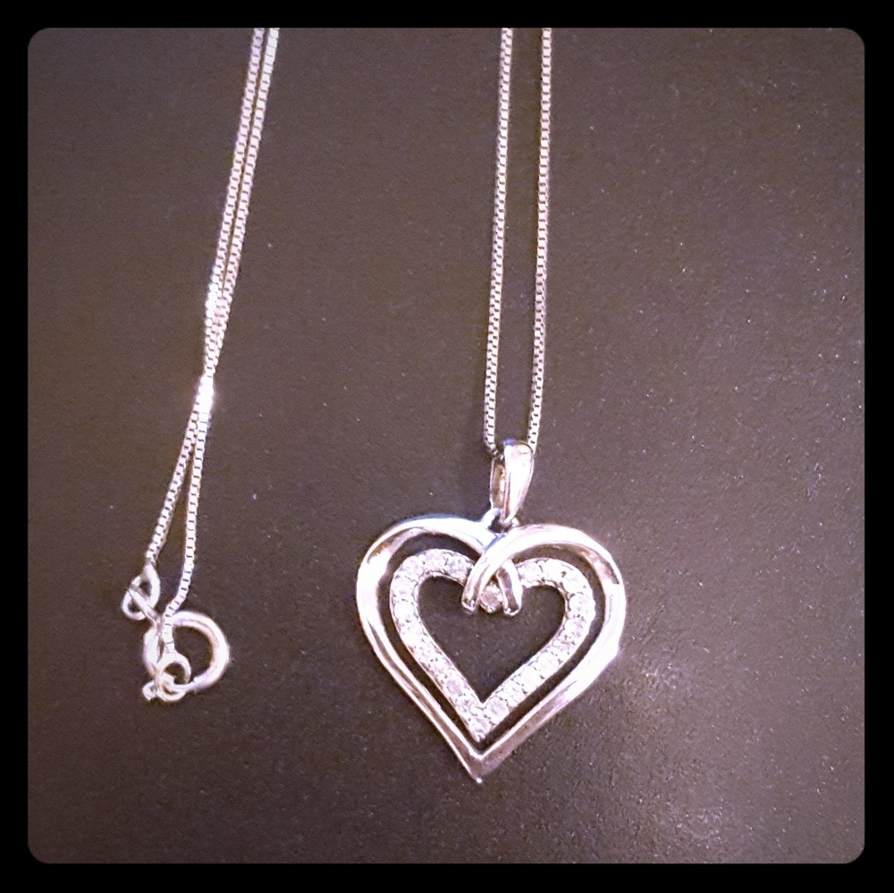 Silver diamond heart necklace