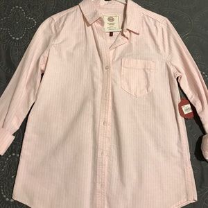Button up long sleeve shirt