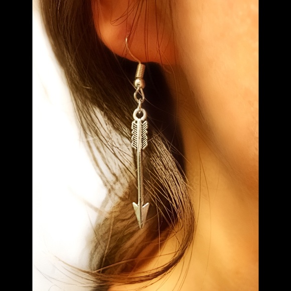 💙💎💲FIRM🛍➕BUNDLE➕🛍4 DISCOUNT! DANGLE ARROWS!💙 - Picture 8 of 8