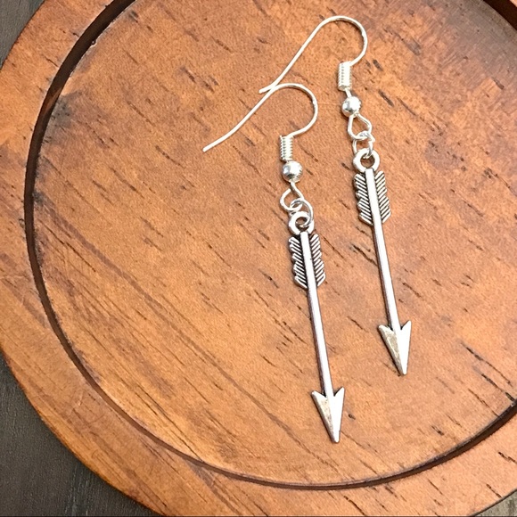 💙💎💲FIRM🛍➕BUNDLE➕🛍4 DISCOUNT! DANGLE ARROWS!💙 - Picture 2 of 8