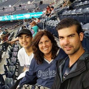 Meet your Posher, Cherrie