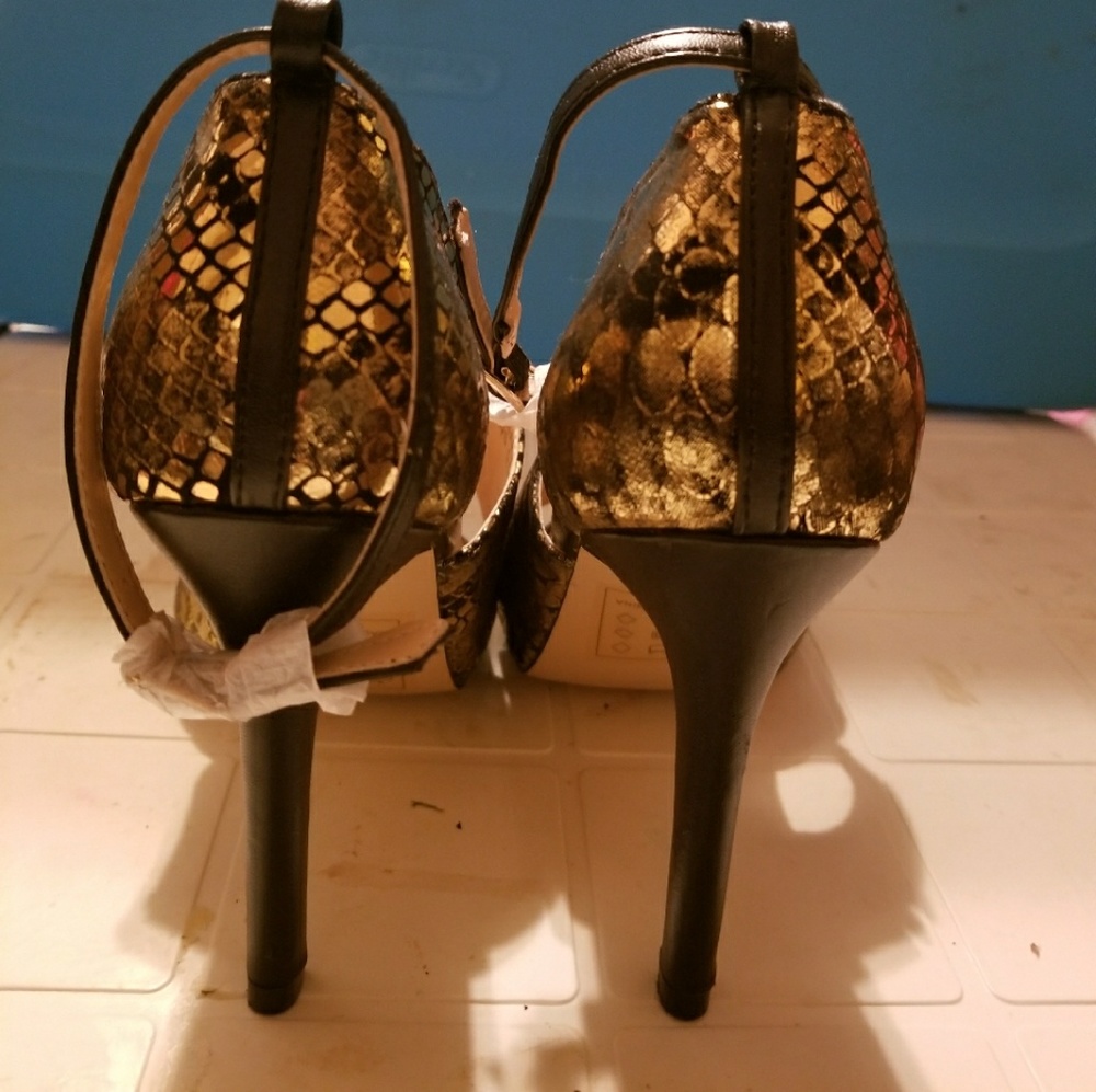 Shoedazzle