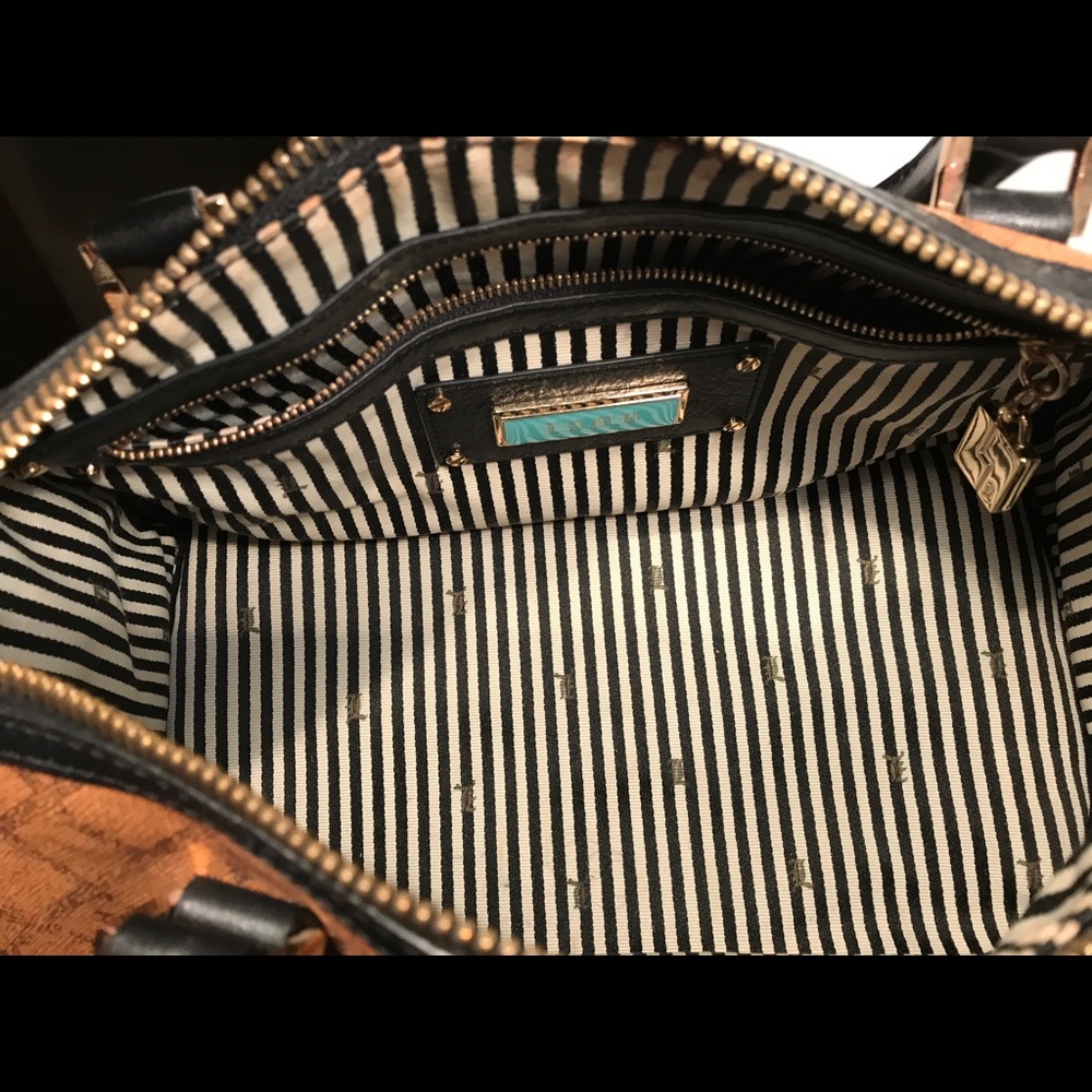 ❌SOLD❌L.A.M.B. Bullseye Satchel - Picture 3 of 8