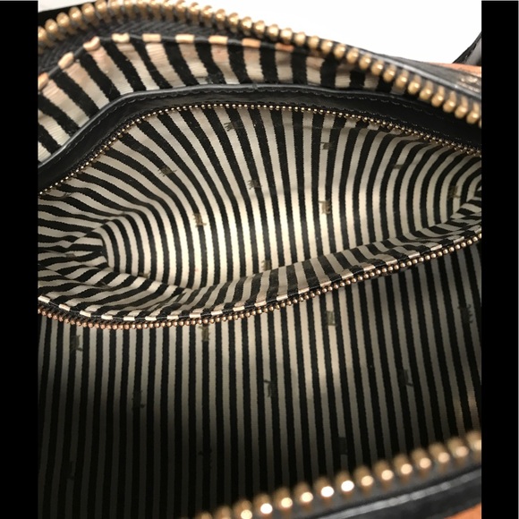 ❌SOLD❌L.A.M.B. Bullseye Satchel - Picture 5 of 8