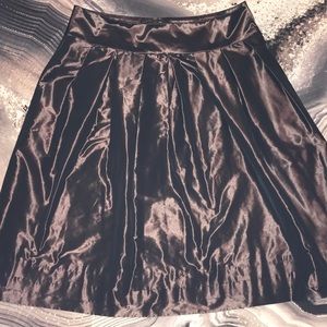 🔴MUST GO🔴Banana Republic Pleated Skirt