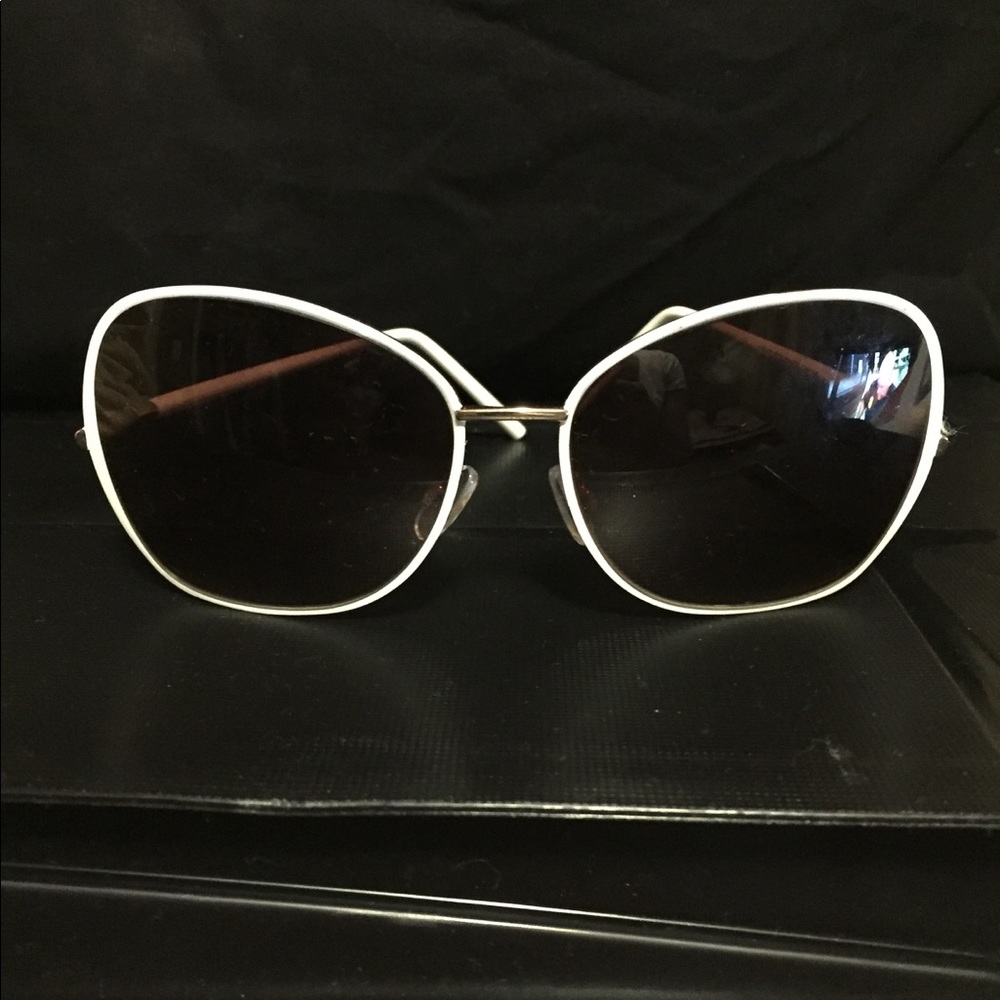 White sunglasses
