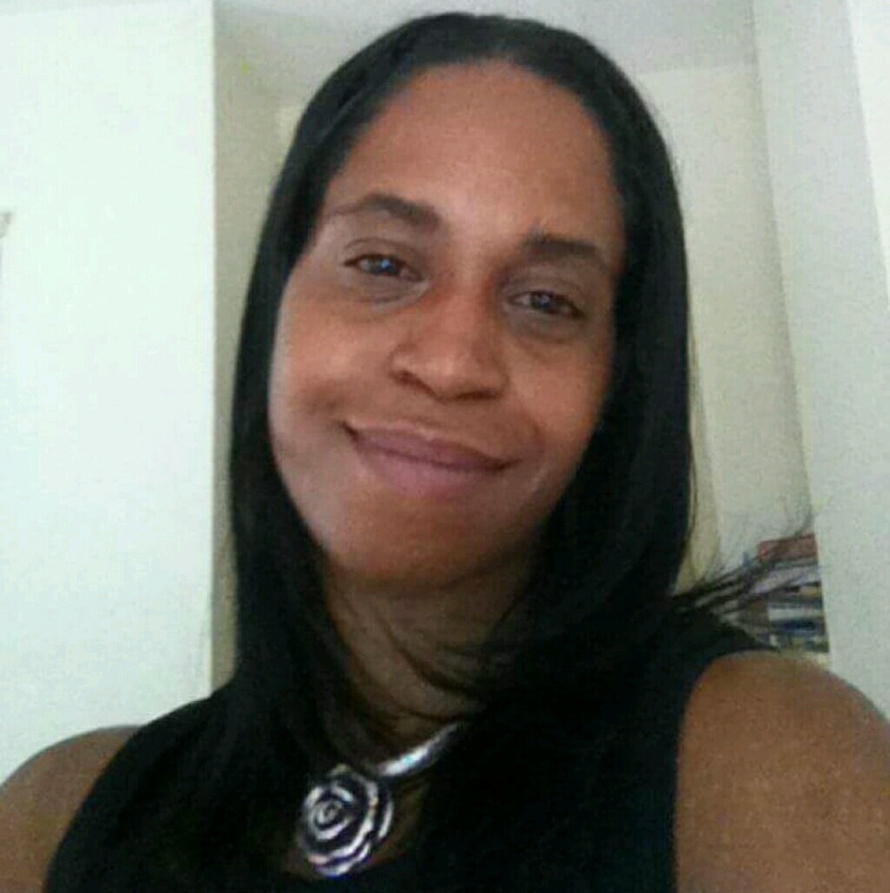 Meet your Posher, Ebonie