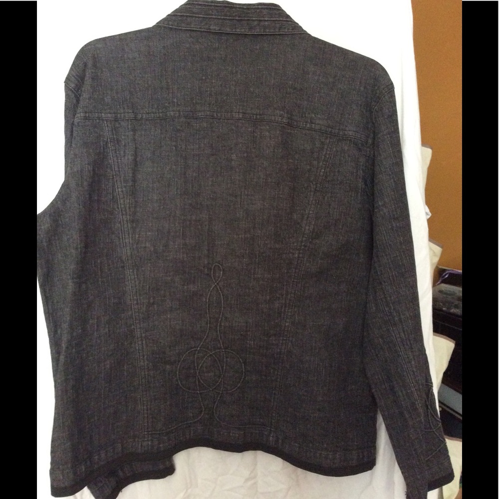 Denim jacket - Picture 3 of 3