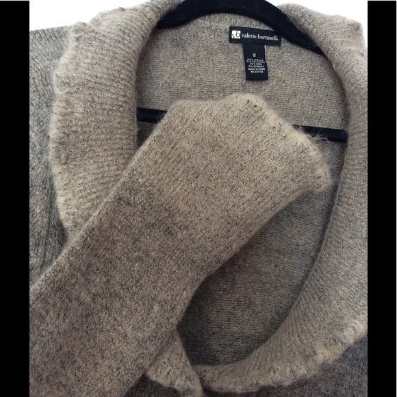 Sweater - Picture 3 of 5