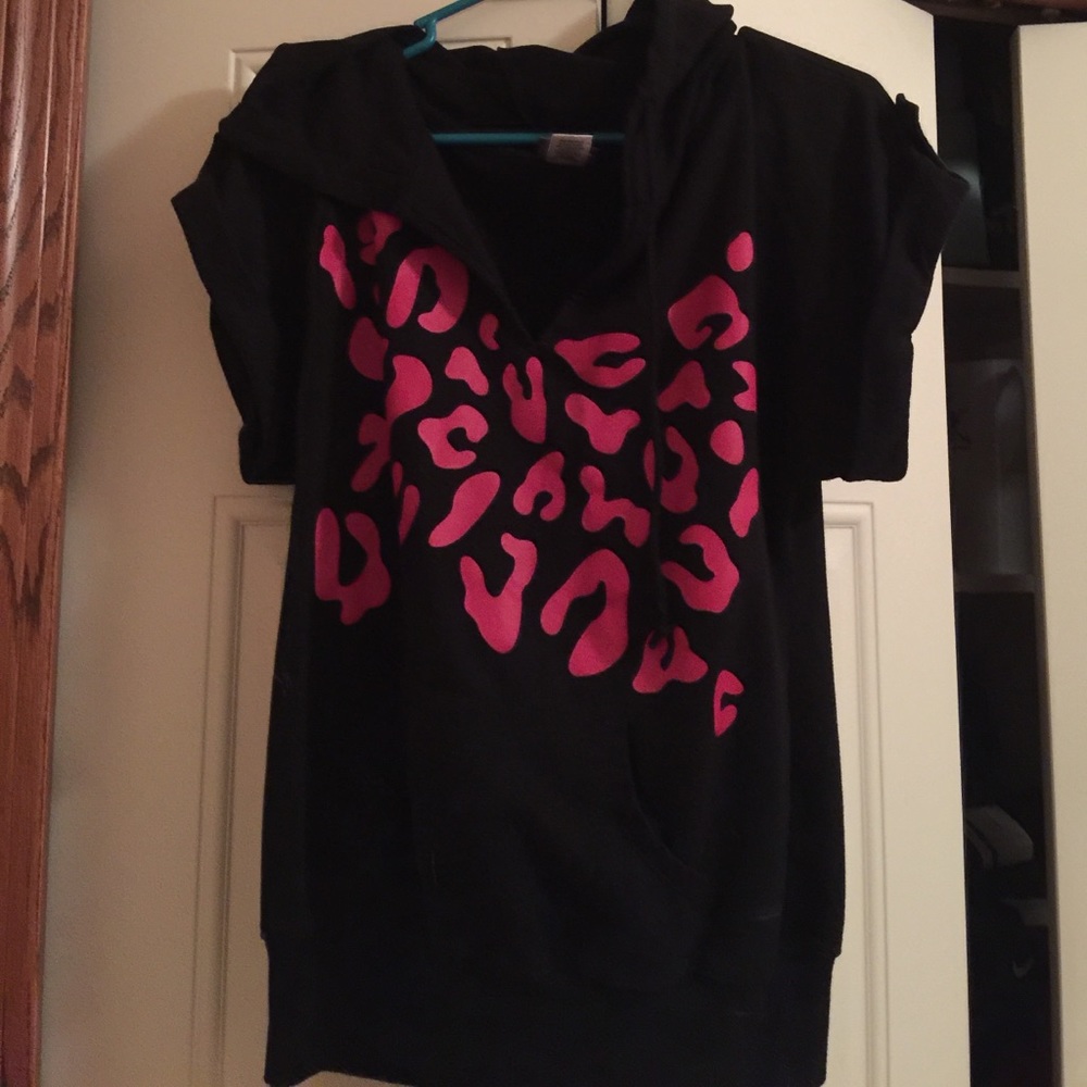 Dots Size Medium Black front Hoodie Pockets