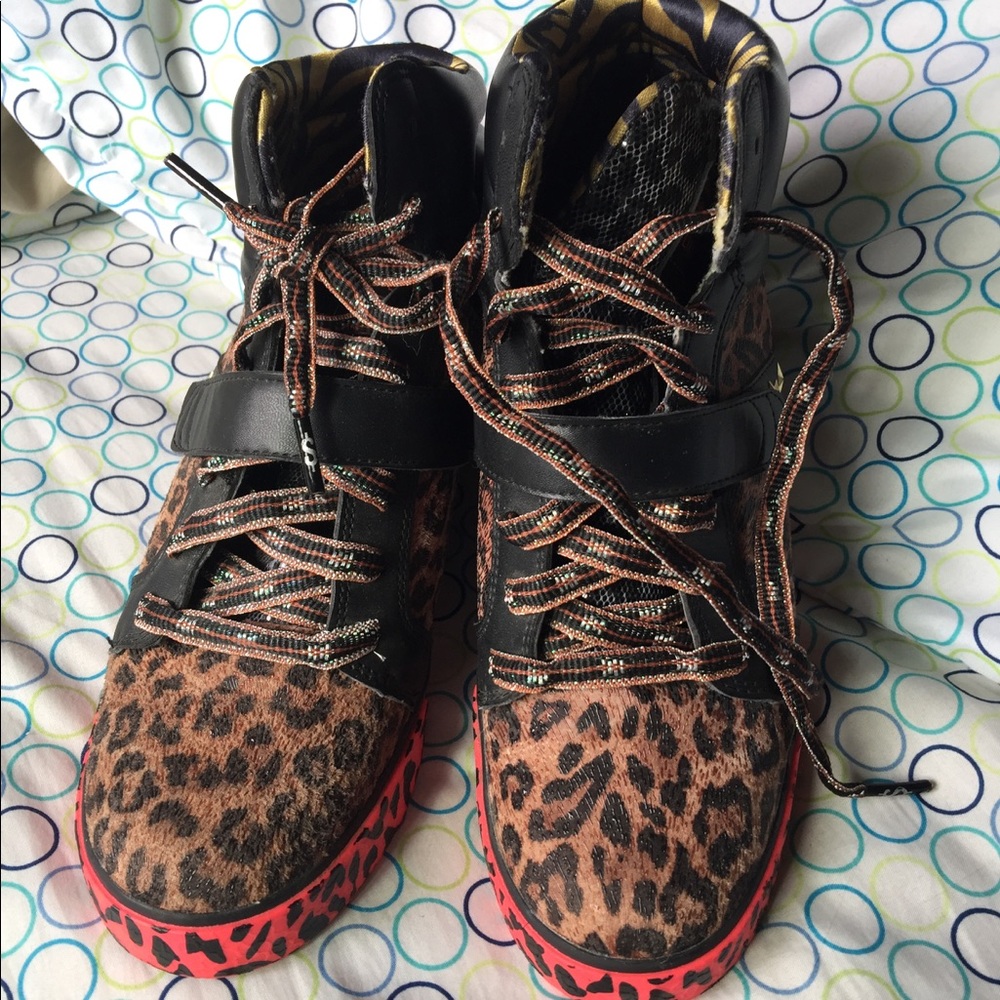 Wedge sneakers..