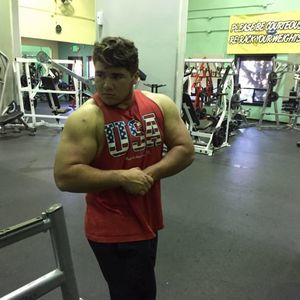 Meet your Posher, Giovanni