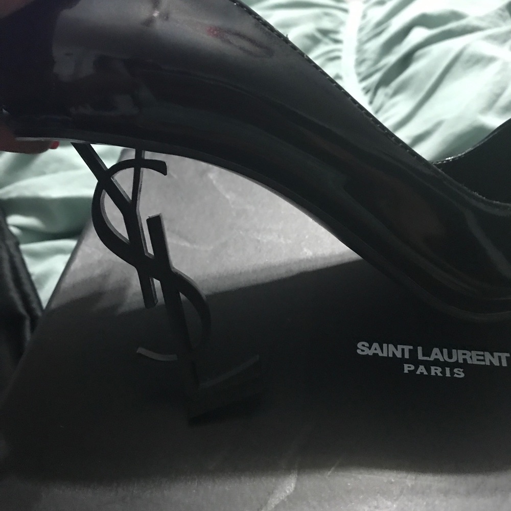 Yves st Laurent patent leather heels