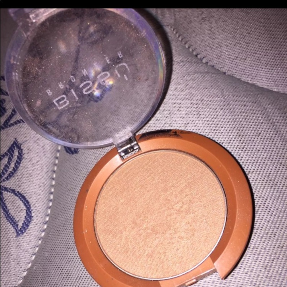 bronzer