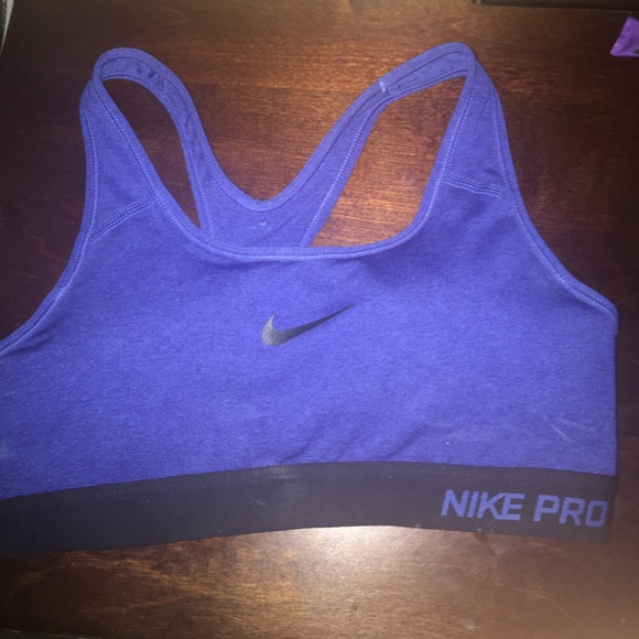 Nike pro sports bra - Picture 1 of 2