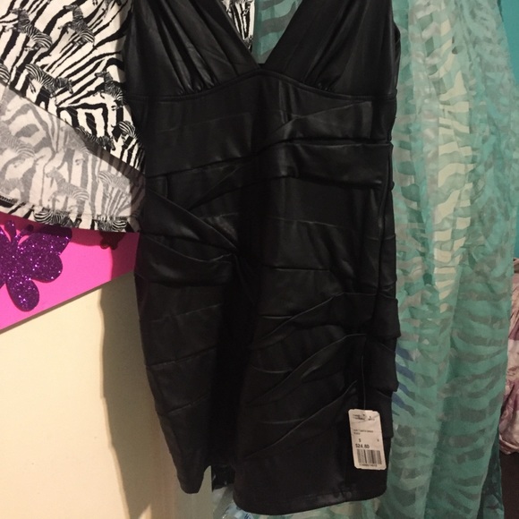 Sold - Picture 2 of 5