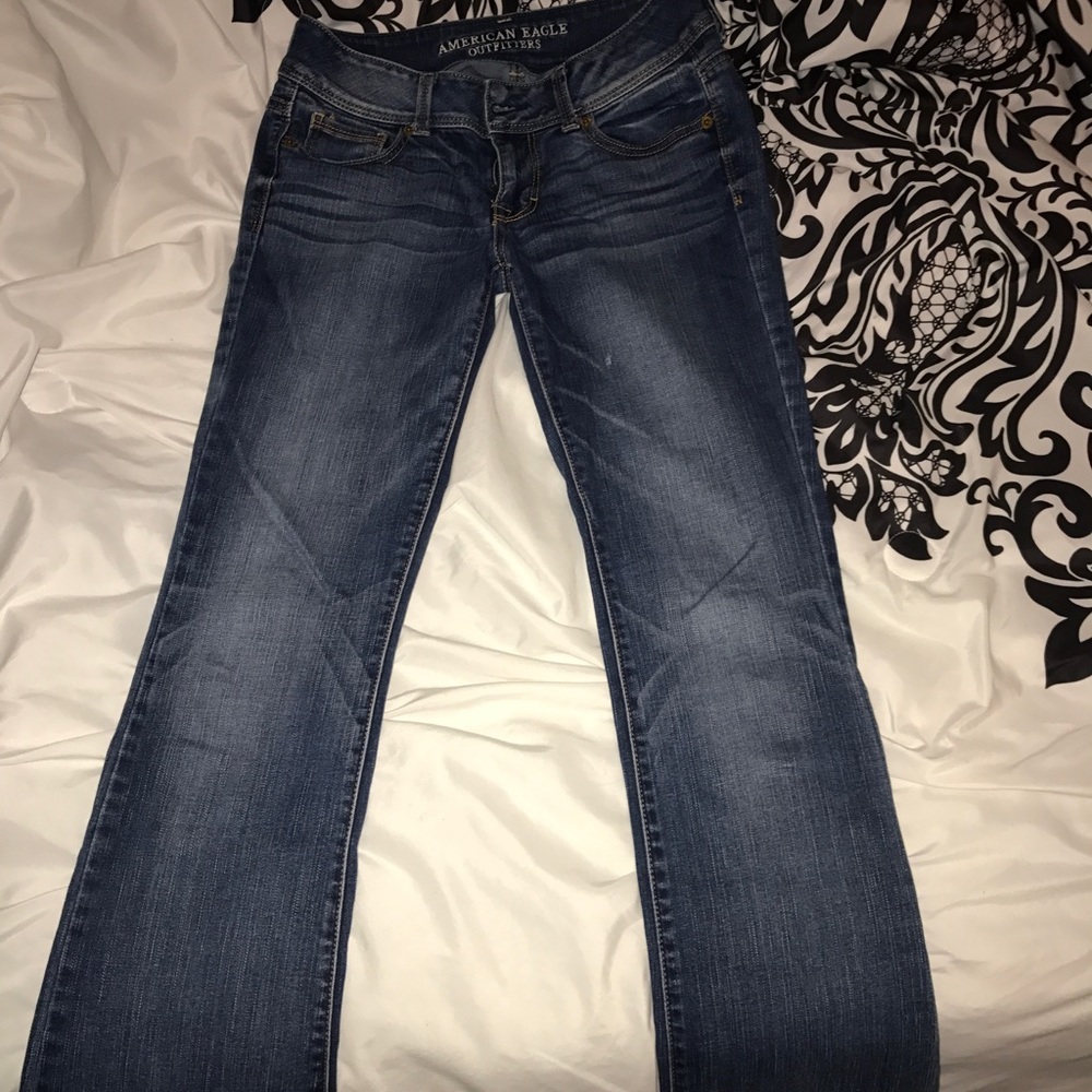 American Eagle Kick boot jeans size 2