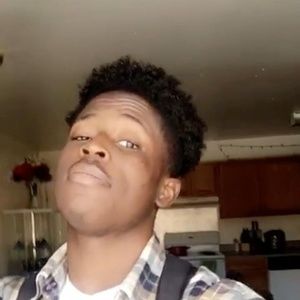 Meet your Posher, Malik