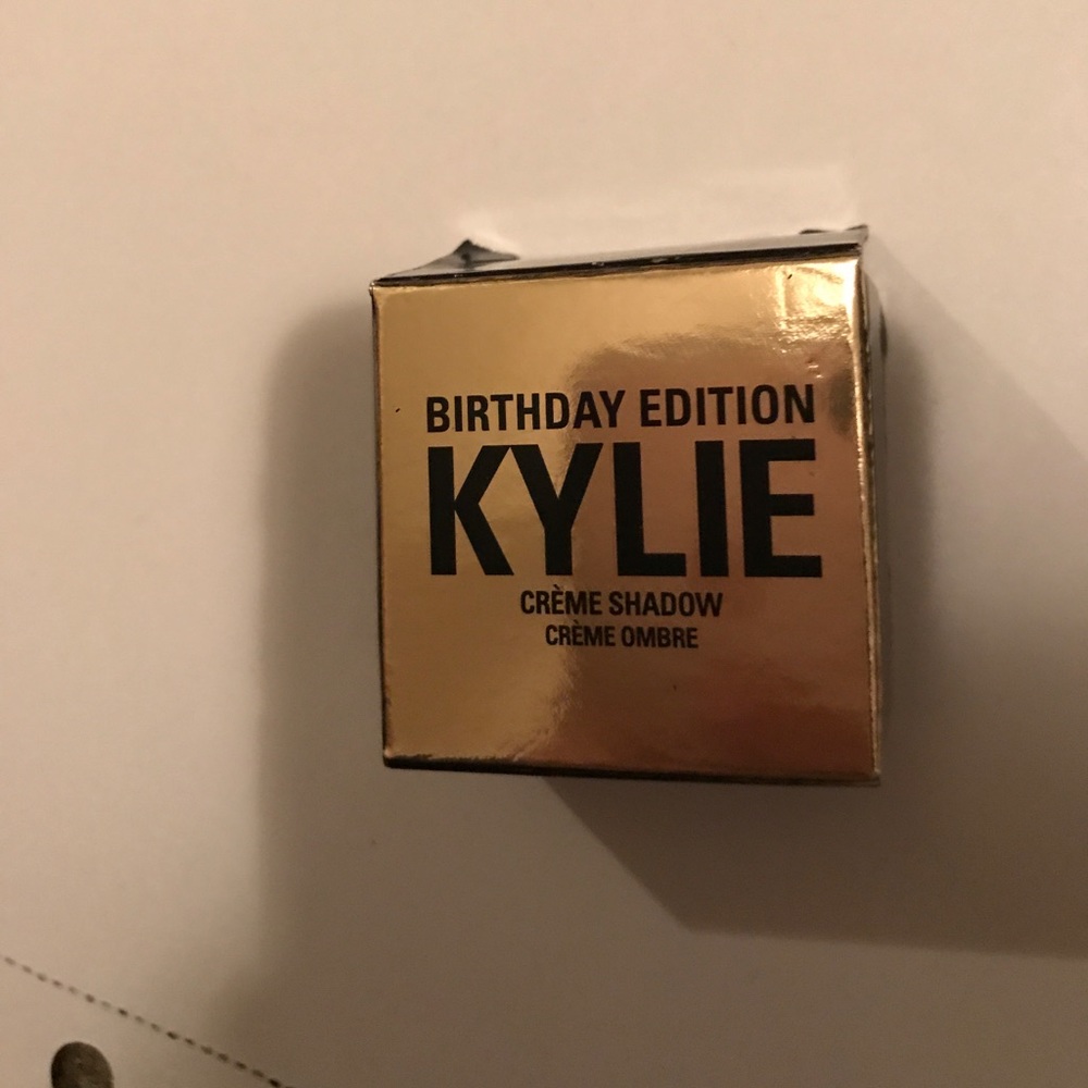 Kylie creme shadow copper