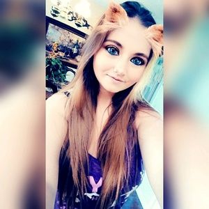 Meet your Posher, Cailey