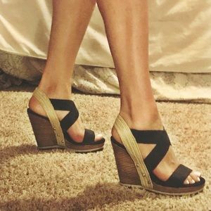 Jessica Simpson Wedges
