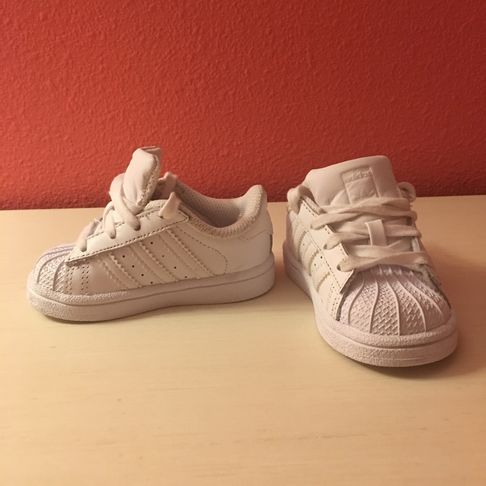 Adidas Triple White Superstar (Baby/Toddler)