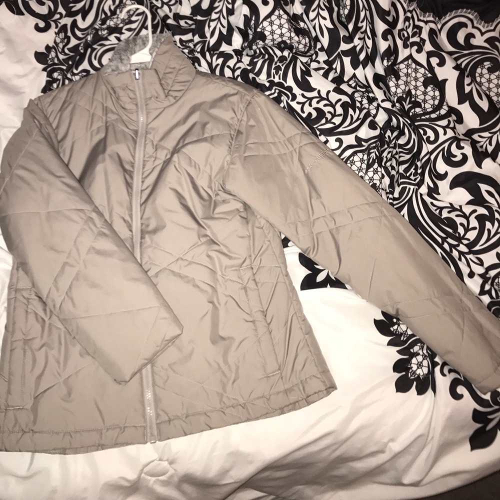 Women's Grey size small Columbia Jacket