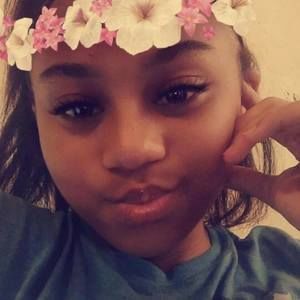 Meet your Posher, Jillian