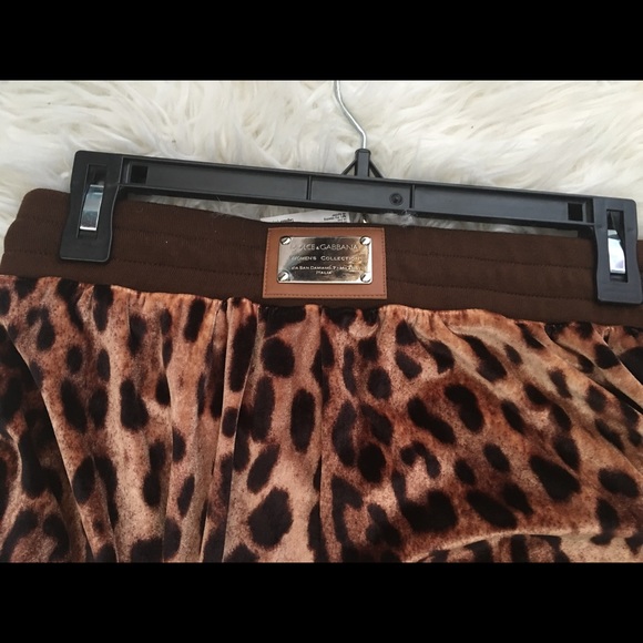 DOLCE & GABBANA COLLECTION-LEOPARD Designer 2 pc - Picture 5 of 6