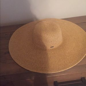 Nine West Beach Hat