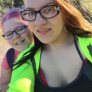 Meet your Posher, Courtney