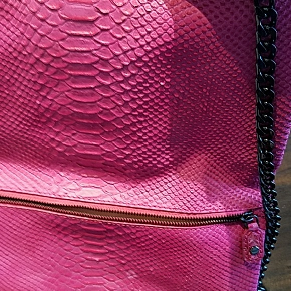 Convertible snake leather  show stopper bag - Picture 6 of 7