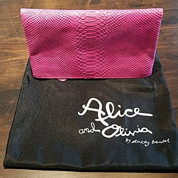 Convertible snake leather  show stopper bag - Picture 7 of 7