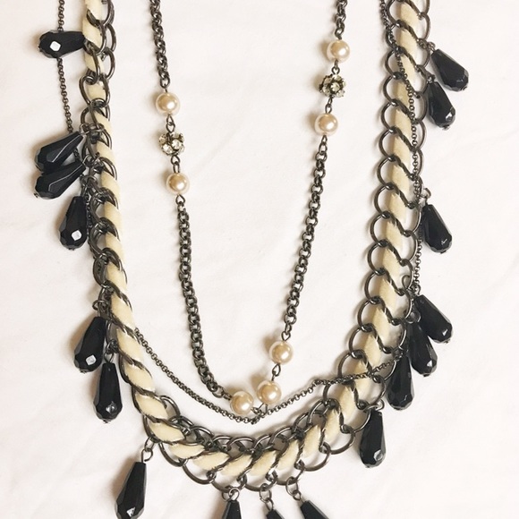 Beautiful, long necklace with cream/black colors - Picture 1 of 2