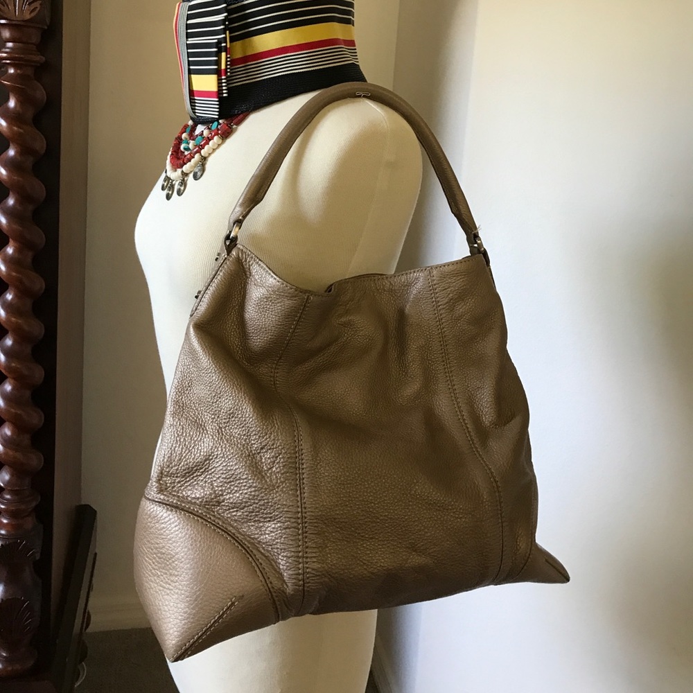 Ann Taylor tote bag