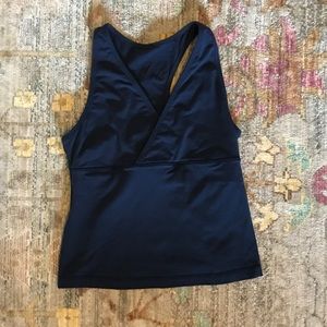 Lululemon cross front tank size 6
