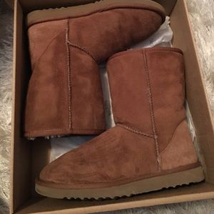 UGG Classic Short Women's Boot